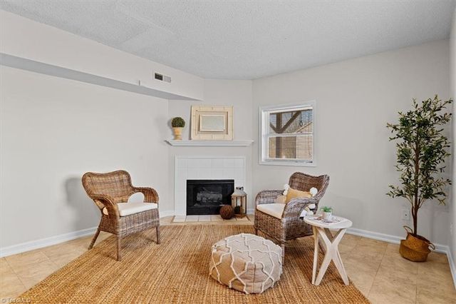 1568 Jubilee Trail, Kernersville, NC 27284