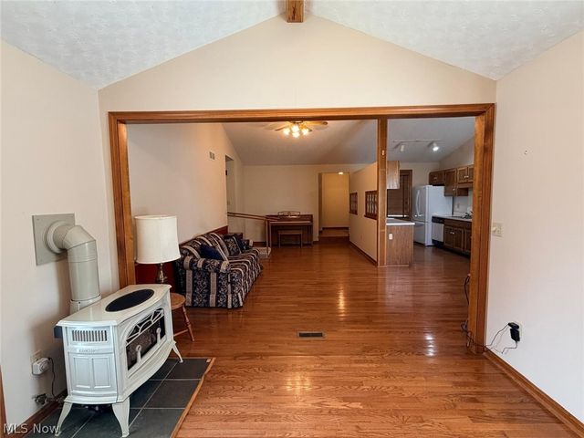 1044 Brimfield Drive, Medina, OH 44256