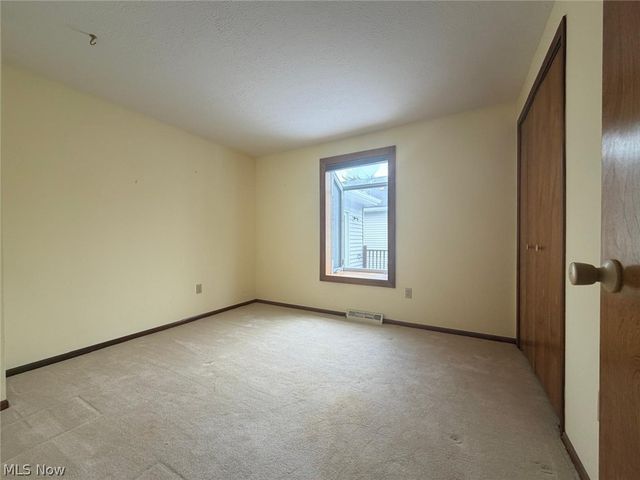 1044 Brimfield Drive, Medina, OH 44256