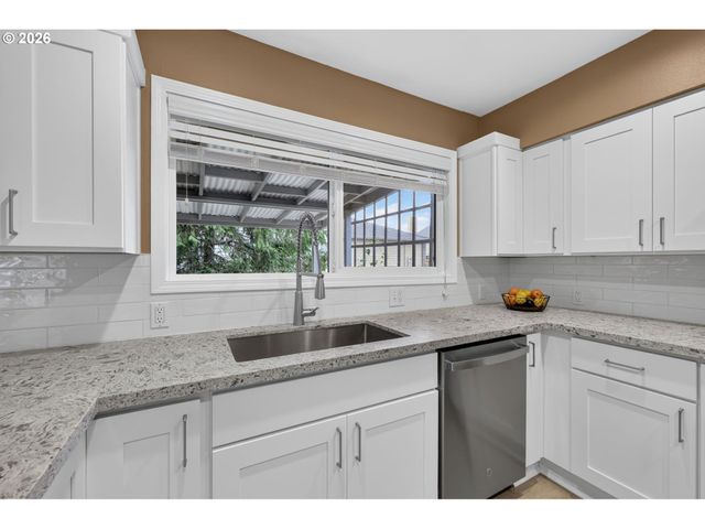 875 Se 66TH Way, Hillsboro, OR 97123