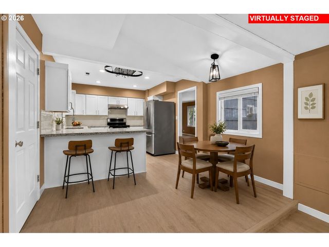 875 Se 66TH Way, Hillsboro, OR 97123