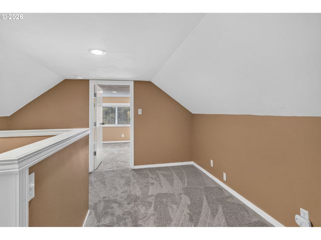 875 Se 66TH Way, Hillsboro, OR 97123
