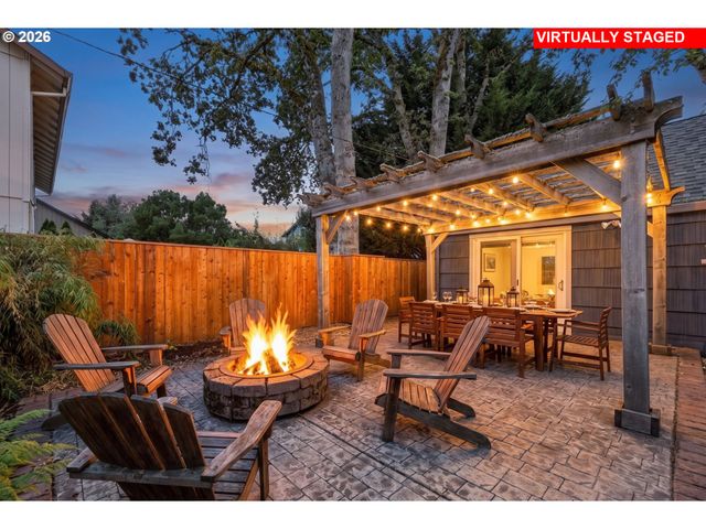 875 Se 66TH Way, Hillsboro, OR 97123
