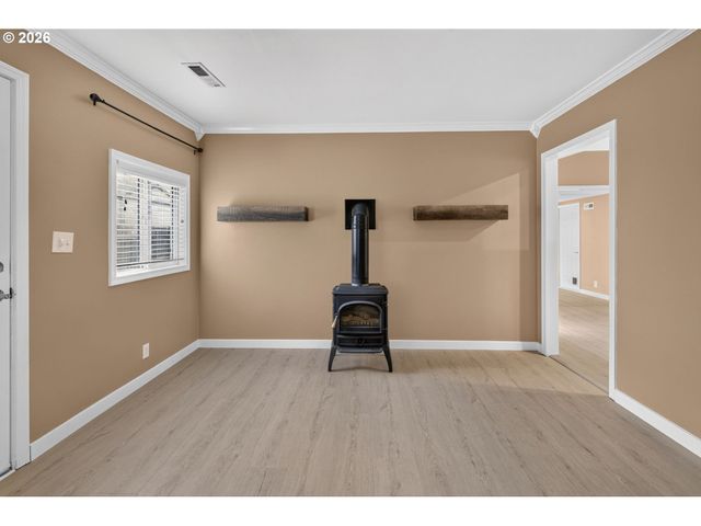 875 Se 66TH Way, Hillsboro, OR 97123