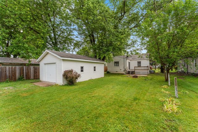 112 Chesterton Boulevard, Chesterton, IN 46304