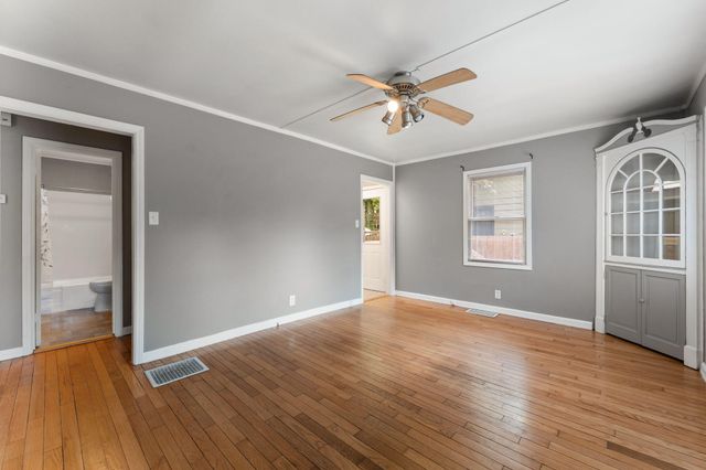 112 Chesterton Boulevard, Chesterton, IN 46304