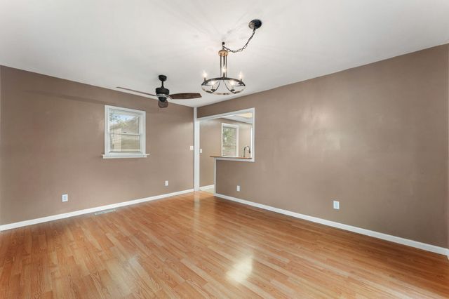 112 Chesterton Boulevard, Chesterton, IN 46304