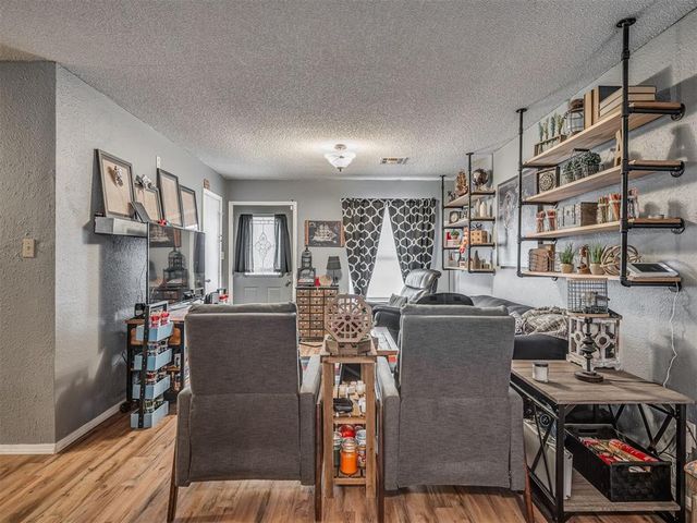 2904 Birch Lane, Edmond, OK 73034