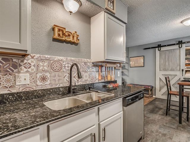 2904 Birch Lane, Edmond, OK 73034