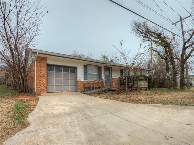 2904 Birch Lane, Edmond, OK 73034