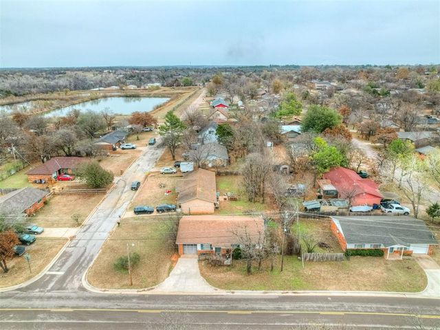2904 Birch Lane, Edmond, OK 73034