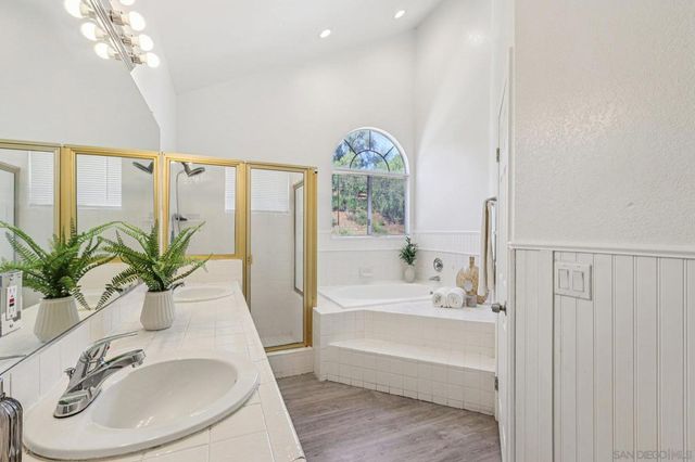 3828 Settineri Ln, Spring Valley, CA 91977