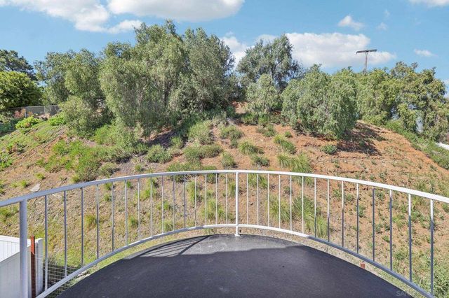 3828 Settineri Ln, Spring Valley, CA 91977