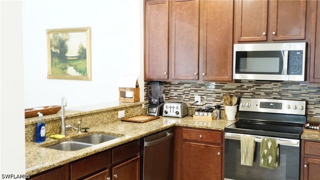 8884 Via Isola CT, Fort Myers, FL 33966