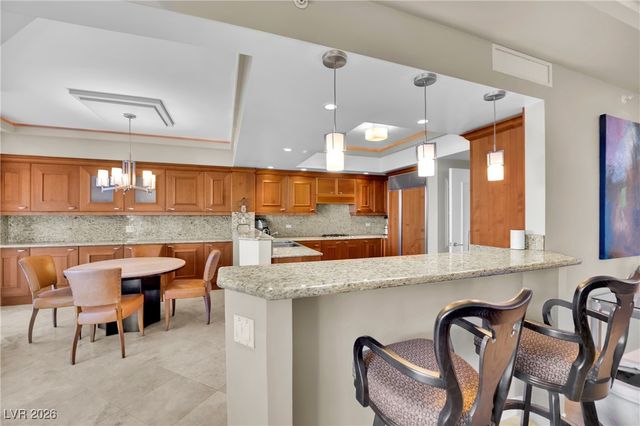 2777 Paradise Road 1803, Las Vegas, NV 89109