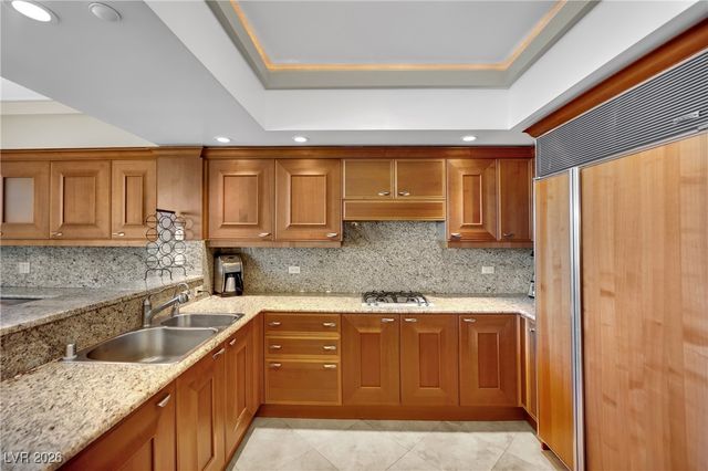 2777 Paradise Road 1803, Las Vegas, NV 89109