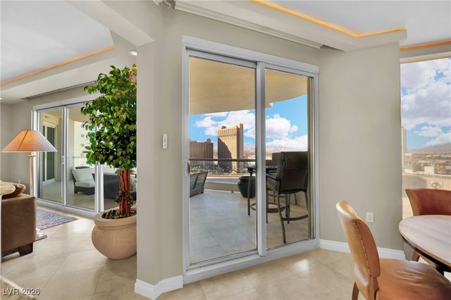 2777 Paradise Road 1803, Las Vegas, NV 89109