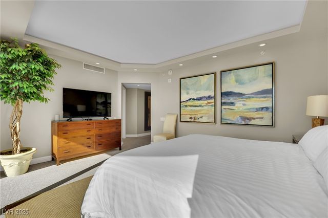 2777 Paradise Road 1803, Las Vegas, NV 89109