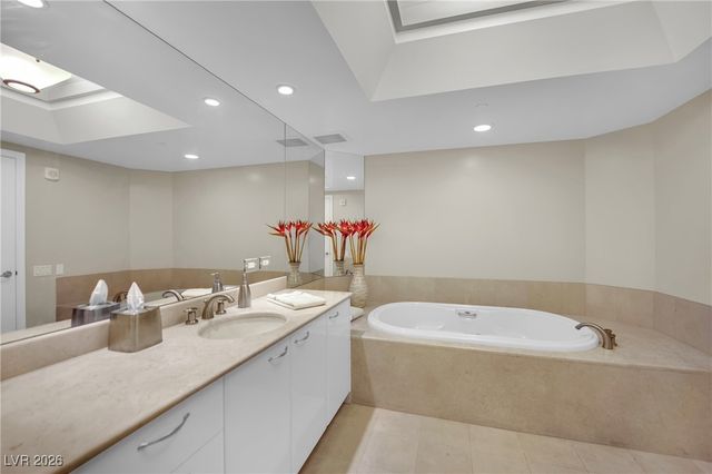 2777 Paradise Road 1803, Las Vegas, NV 89109