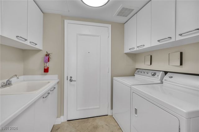 2777 Paradise Road 1803, Las Vegas, NV 89109