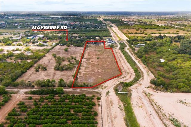 2002 N Mayberry Boulevard, Alton, TX 78573