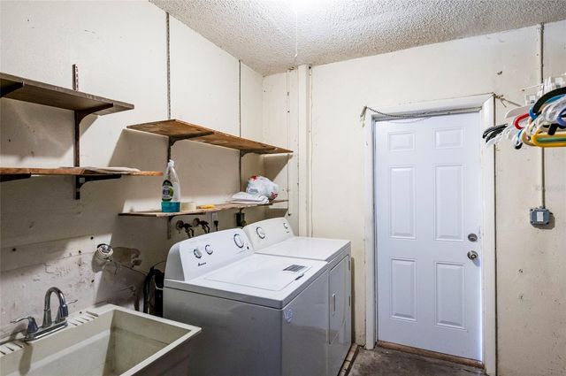 2456 TIMBERCREST CIRCLE W, Clearwater, FL 33763