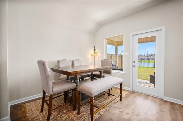 8145 OLDE TOWN Court, Alexandria, LA 71303