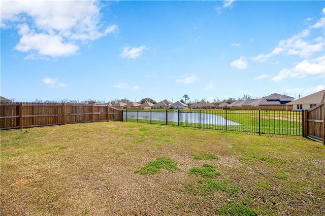 8145 OLDE TOWN Court, Alexandria, LA 71303