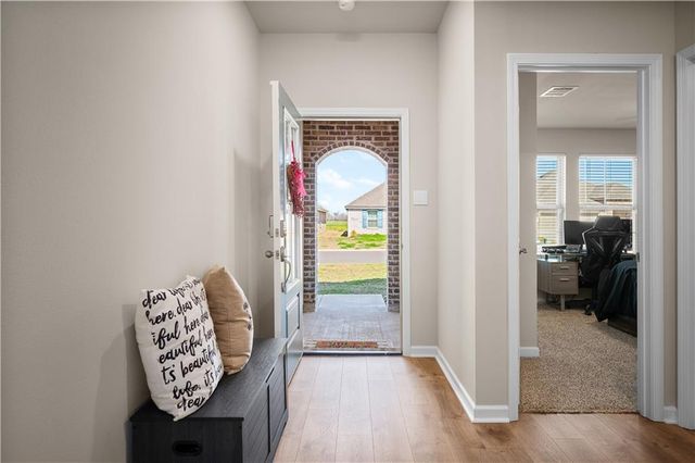 8145 OLDE TOWN Court, Alexandria, LA 71303