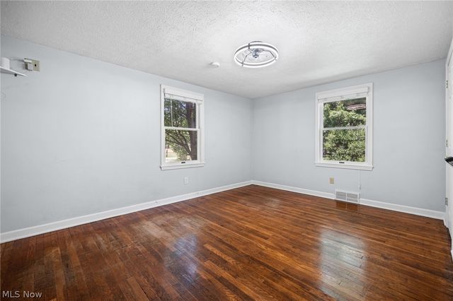 12335 Robson Road, Grafton, OH 44044