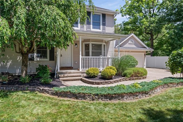 12335 Robson Road, Grafton, OH 44044