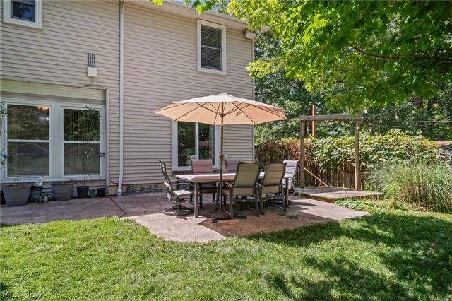 12335 Robson Road, Grafton, OH 44044