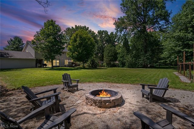 12335 Robson Road, Grafton, OH 44044