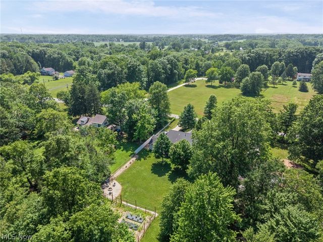 12335 Robson Road, Grafton, OH 44044