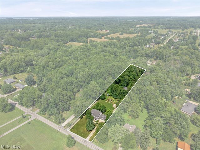 12335 Robson Road, Grafton, OH 44044