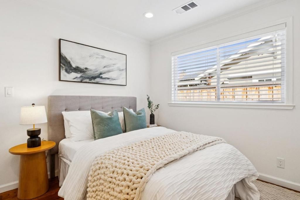 Image 36 of property listing at 15146 Stratford Drive, San Jose, CA 95124