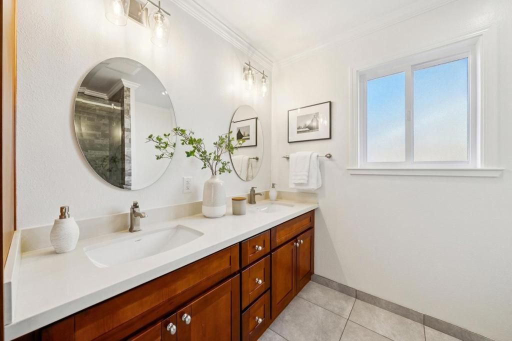 Image 43 of property listing at 15146 Stratford Drive, San Jose, CA 95124