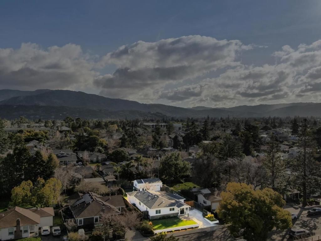 Image 73 of property listing at 15146 Stratford Drive, San Jose, CA 95124