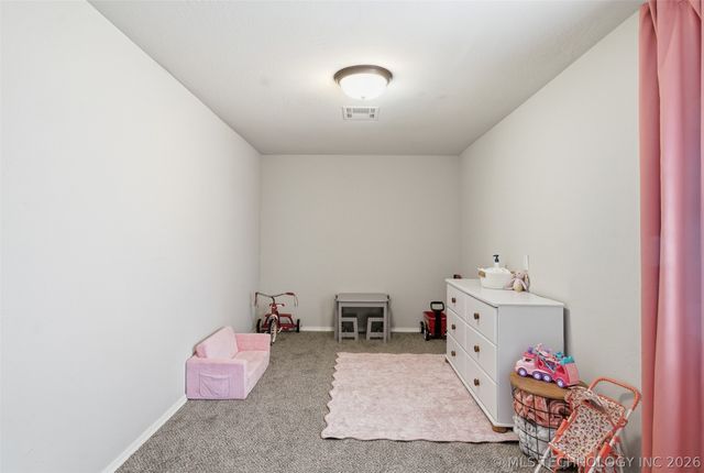 17995 S 4160 Road, Claremore, OK 74017