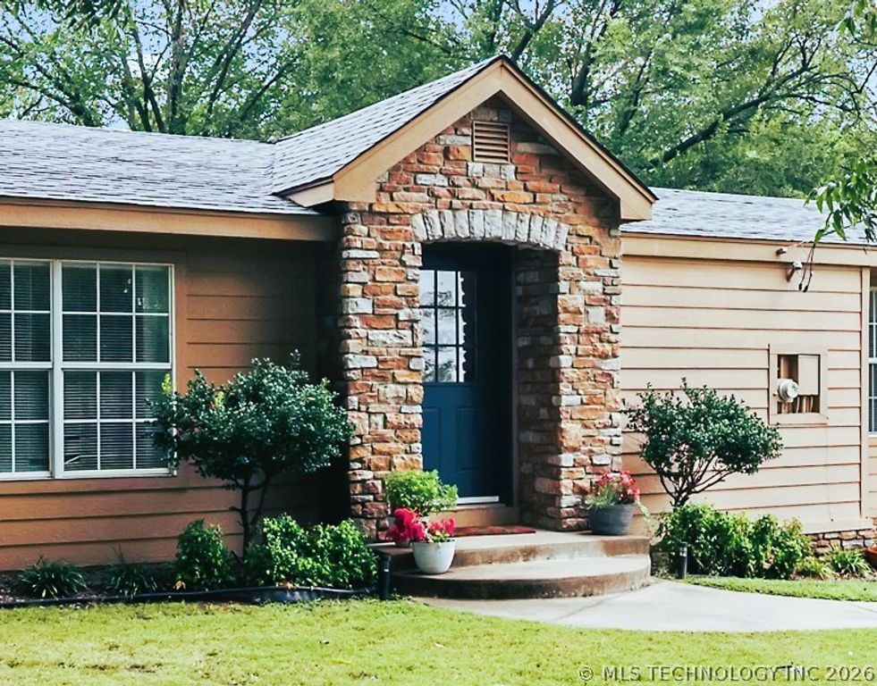 17995 S 4160 Road, Claremore, OK 74017