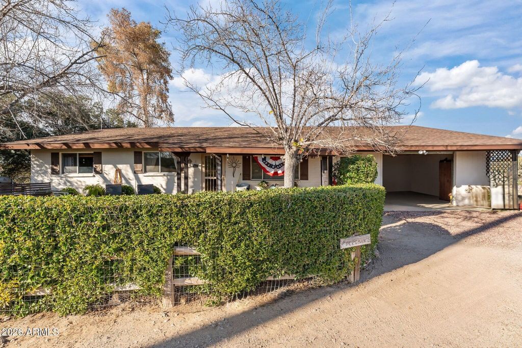 780 Javelina Drive, Wickenburg, AZ 85390