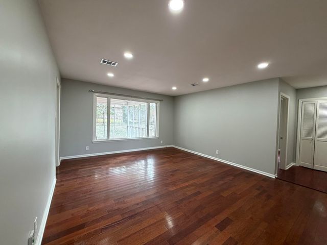 321 Hightower Road, Lexington, KY 40517