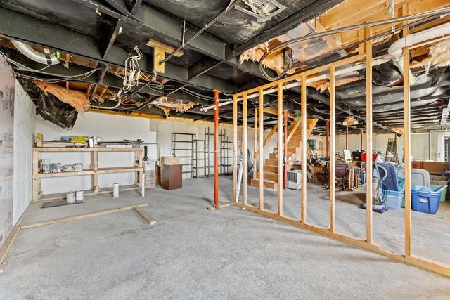 W5685 County Road O, Endeavor, WI 53930