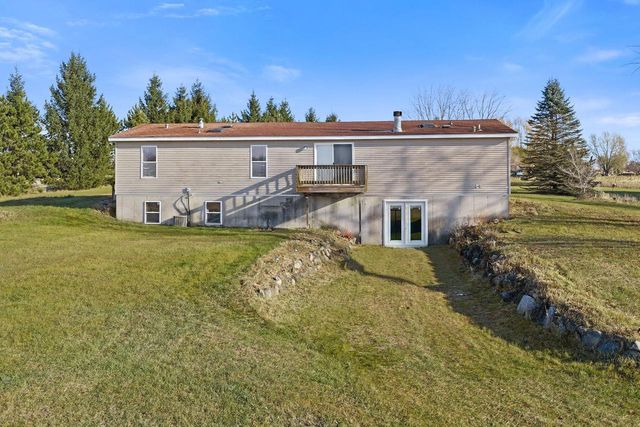 W5685 County Road O, Endeavor, WI 53930