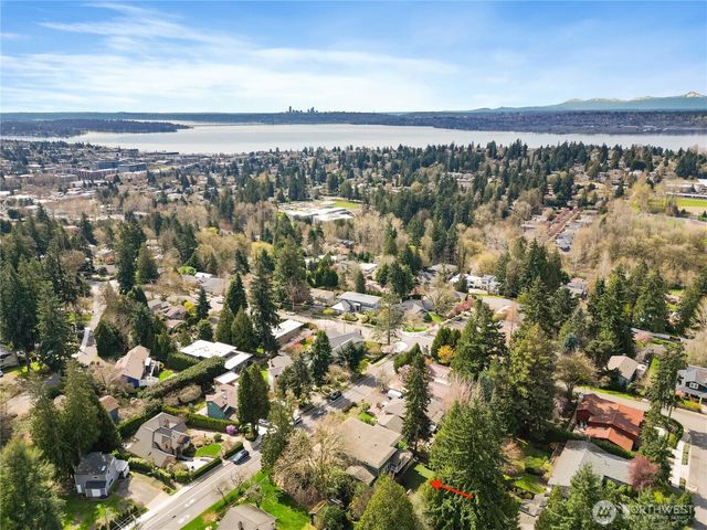 11222 NE 100th Street, Kirkland, WA 98033