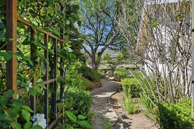 1754 Lorraine Place, Escondido, CA 92026