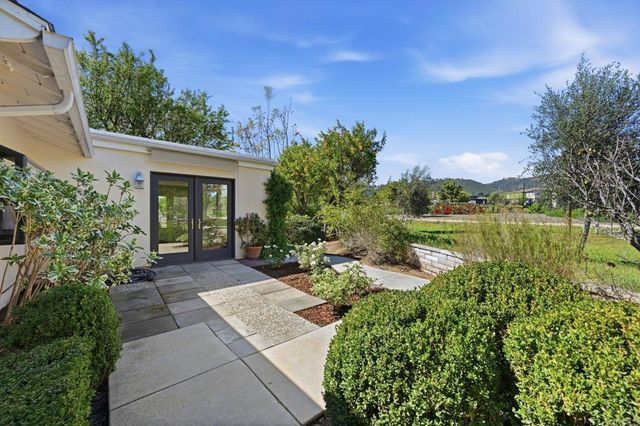 1754 Lorraine Place, Escondido, CA 92026