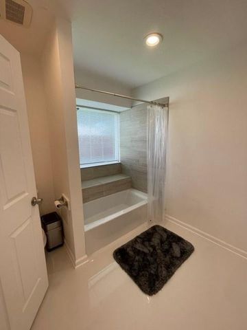 10923 Birch Drive, La Porte, TX 77571
