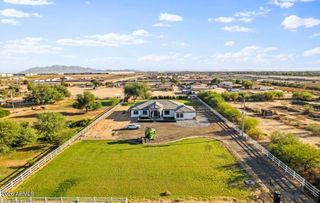 17617 W ROSE Lane, Waddell, AZ 85355