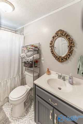 284 Brockway Road, Owens Cross Roads, AL 35763